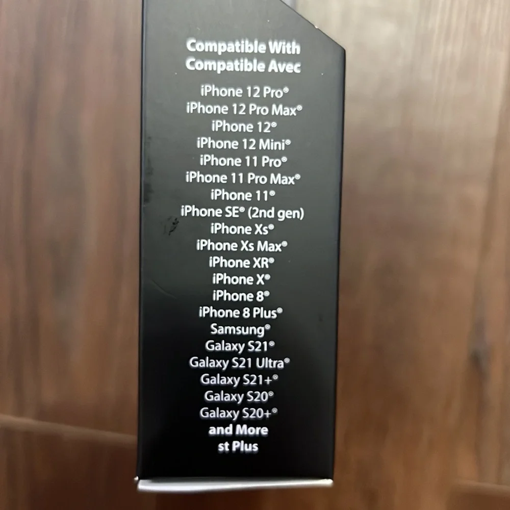 Star Wars Mandalorian Wireless Charge Pad New in factory sealed box Disney - Picture 5 of 14